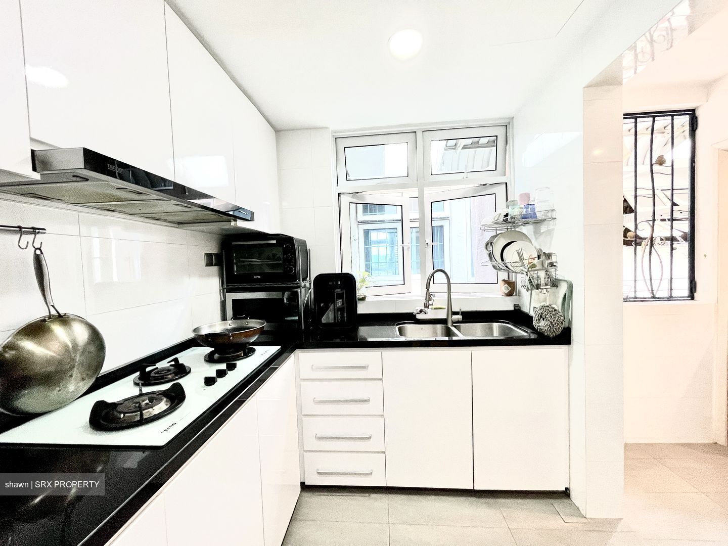 Breezy Mansions (D19), Apartment #458751081